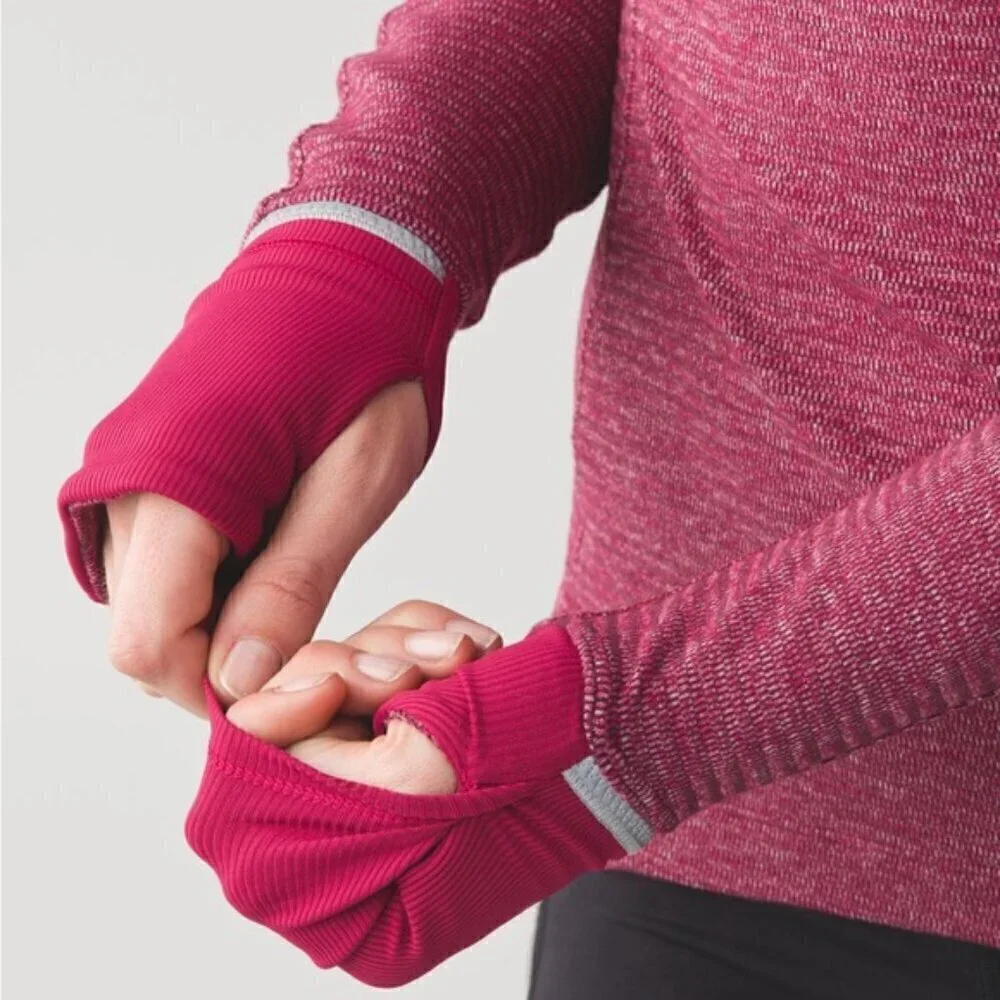 Lululemon Runderful 1/2 Zip Pullover size 6 Berry Rumble